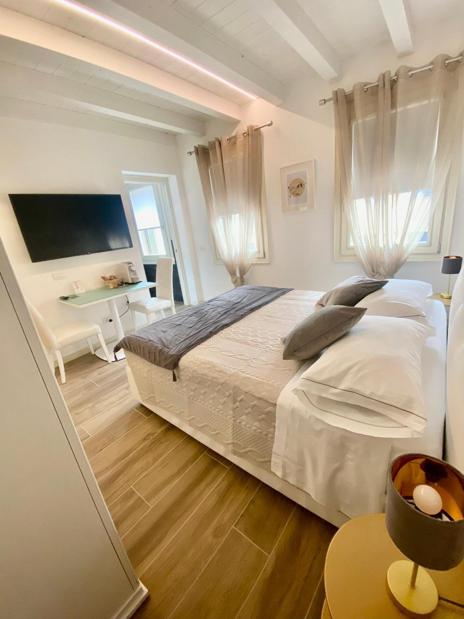 Star Soave Rooms - Locazione Turistica Exteriör bild