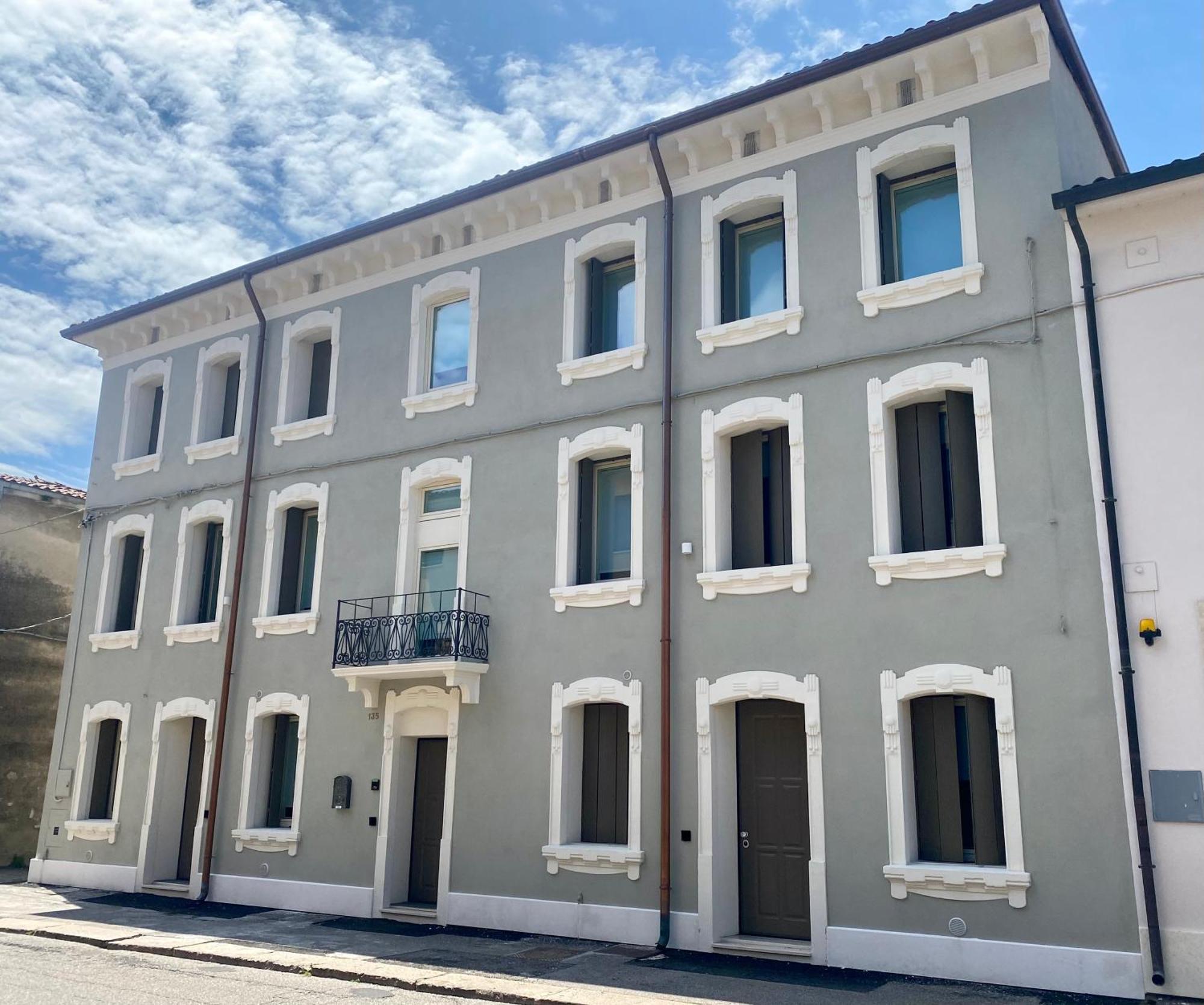 Star Soave Rooms - Locazione Turistica Exteriör bild
